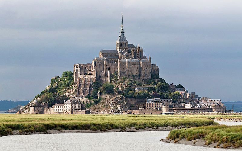 Mont Saint Michel. (Fonte: Wikimedia Commons)