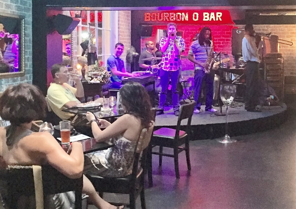 Jazz no Bourbon O Bar