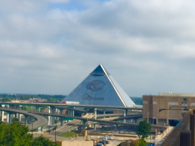 A Pirâmide de Memphis